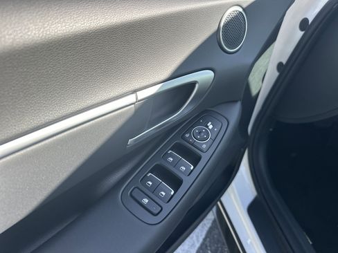 New 2026 Hyundai Sonata SEL image 17