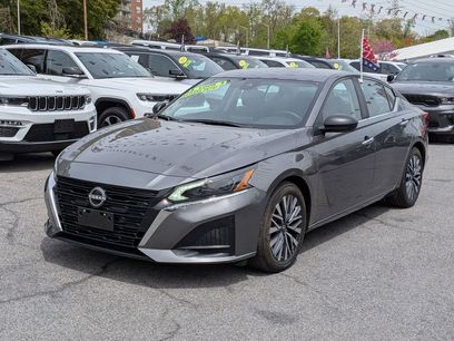 Used 2025 Nissan Altima 2.5 SV