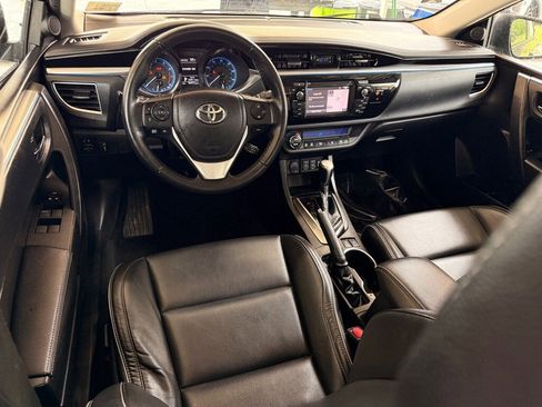 Used 2014 Toyota Corolla S Premium w/ Driver Convenience Package image 13