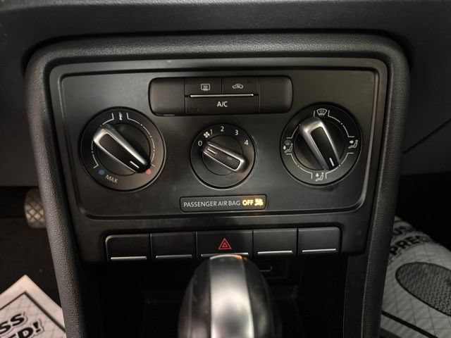 Used 2018 Volkswagen Beetle 2.0T S FWD image 7