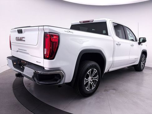 Used 2024 GMC Sierra 1500 SLT AWD/4WD image 15