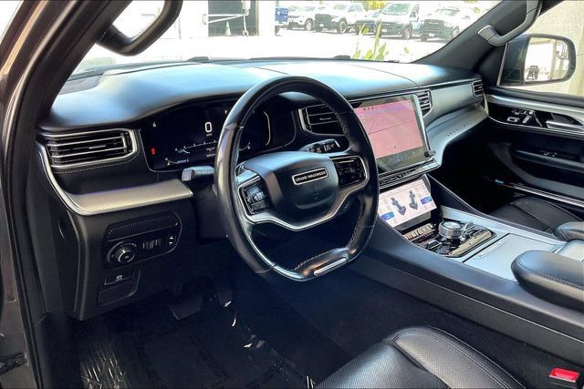 Used 2022 Jeep Grand Wagoneer Series I AWD/4WD image 14