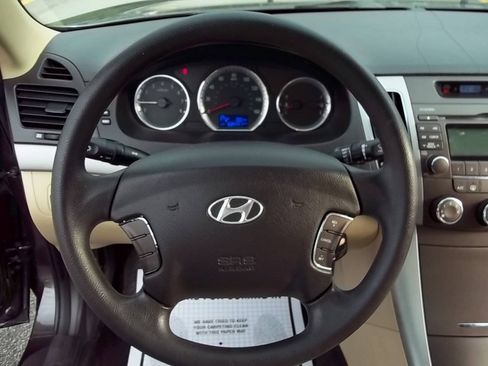 Used 2009 Hyundai Sonata GLS FWD image 17