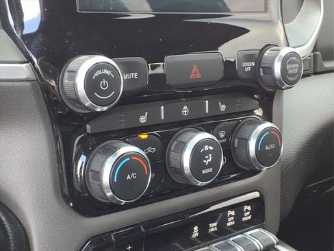 Certified 2022 RAM 1500 Big Horn AWD/4WD image 6
