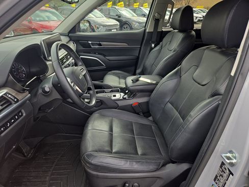 Certified 2022 Kia Telluride EX w/ EX Premium Package image 19