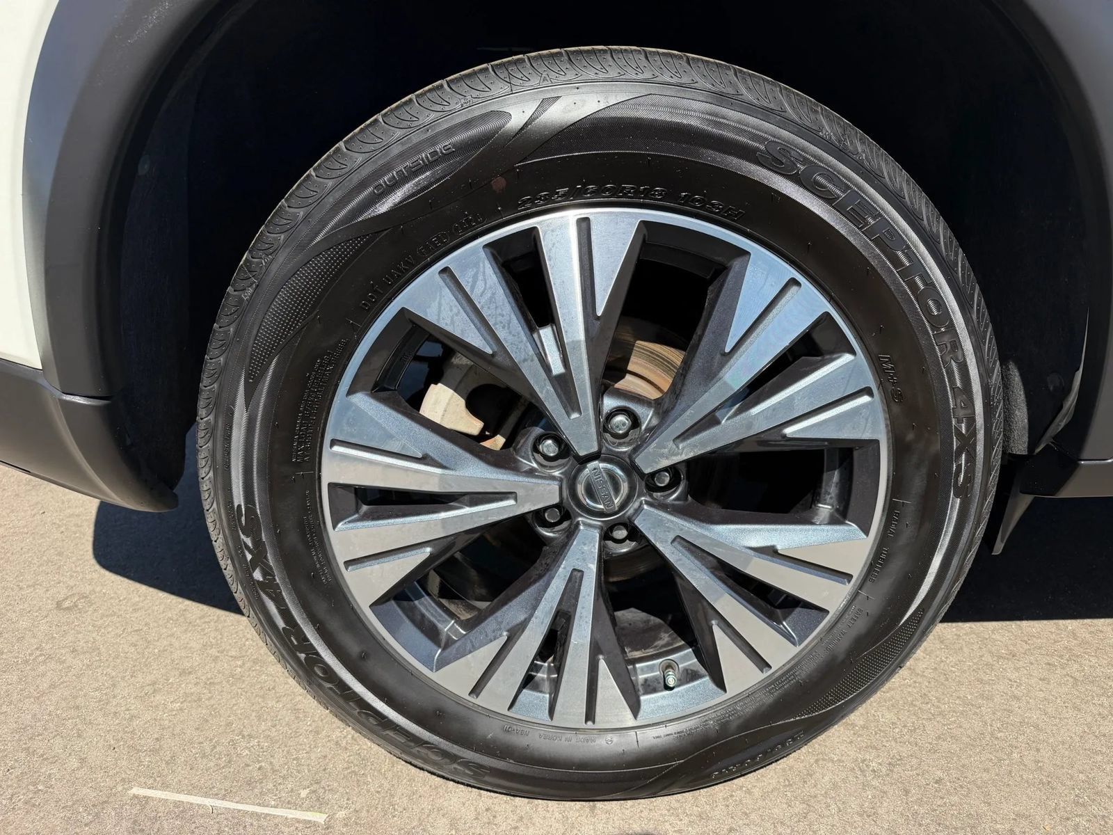 Used 2021 Nissan Rogue SV AWD/4WD image 39
