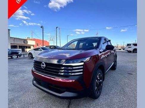 Certified 2025 Nissan Kicks SV image 1