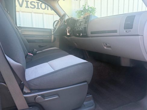 Used 2009 Chevrolet Silverado 1500 LS image 17