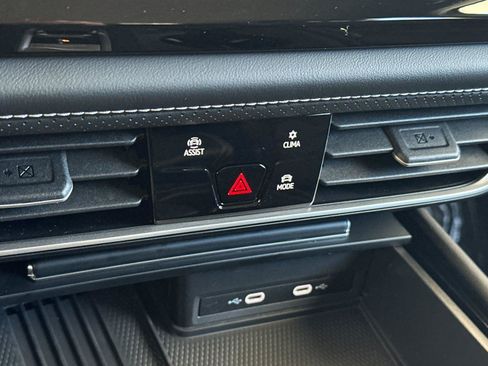 New 2026 Volkswagen Atlas SE FWD image 20