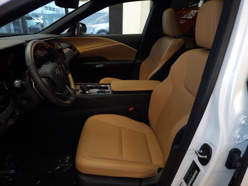 Used 2024 Lexus RX 350 Premium image 28