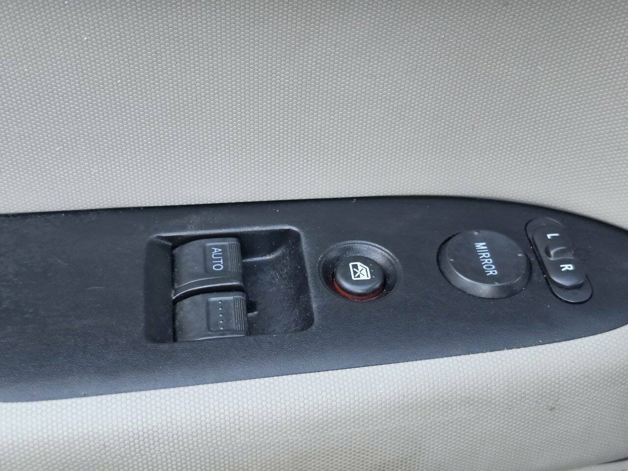 Used 2011 Honda Element EX image 22