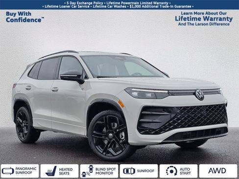 New 2026 Volkswagen Tiguan SE R-Line image 1