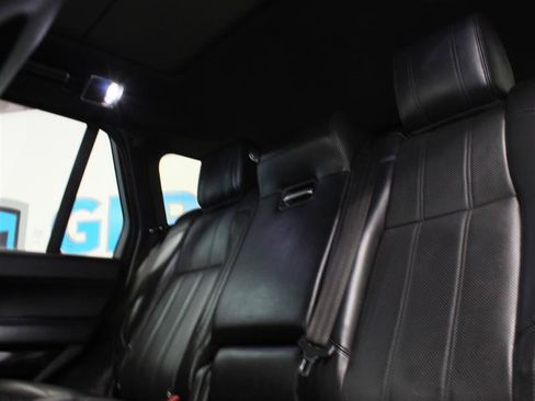 Used 2015 Land Rover Range Rover HSE AWD/4WD image 17