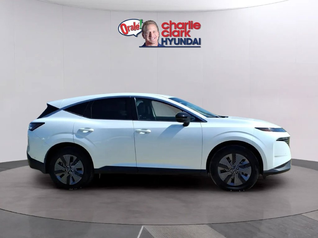 Used 2025 Nissan Murano SL AWD/4WD image 7