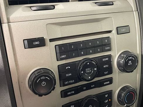 Used 2009 Ford Escape XLT AWD/4WD image 7