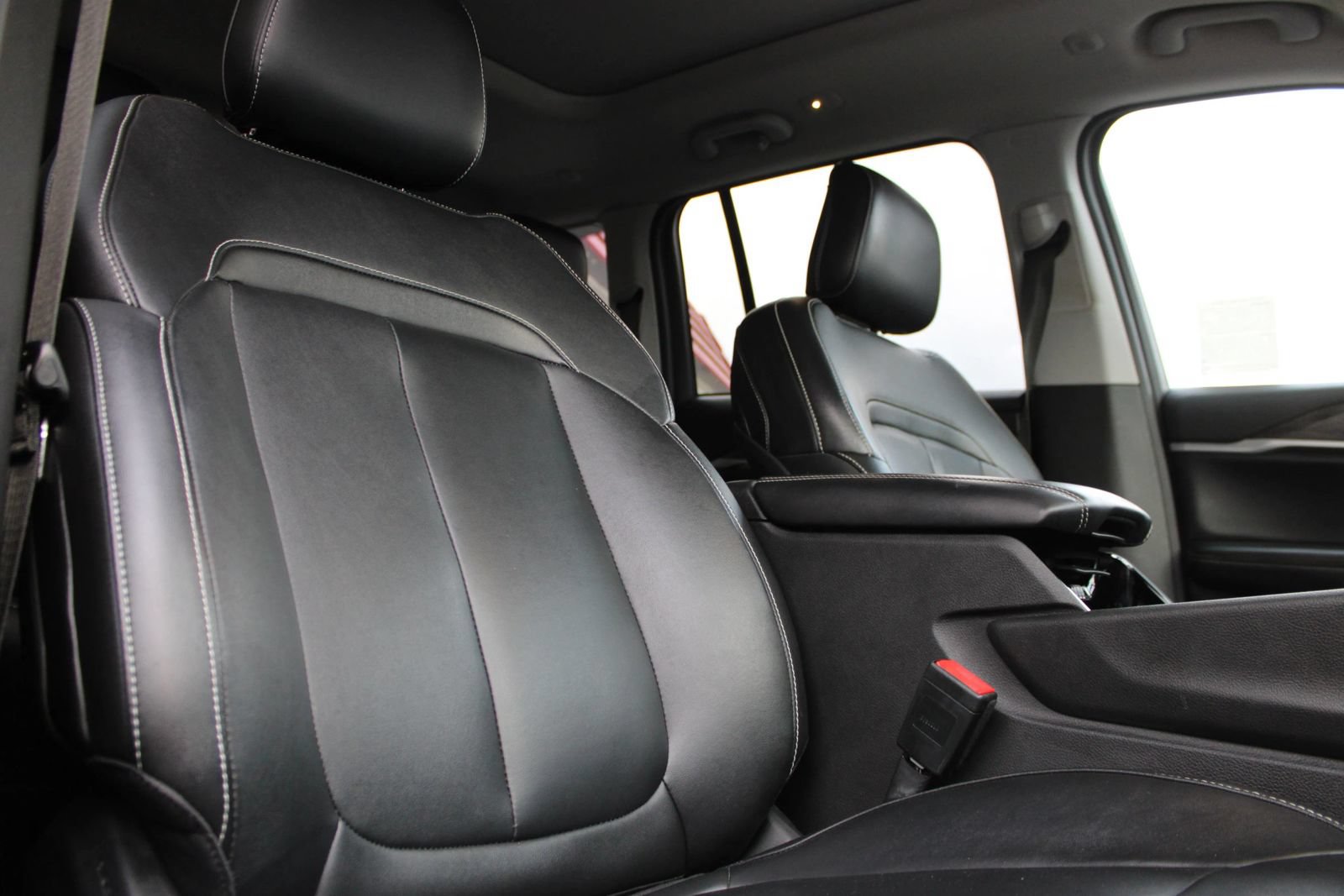 Used 2022 Jeep Grand Cherokee Limited 4xe AWD/4WD image 9