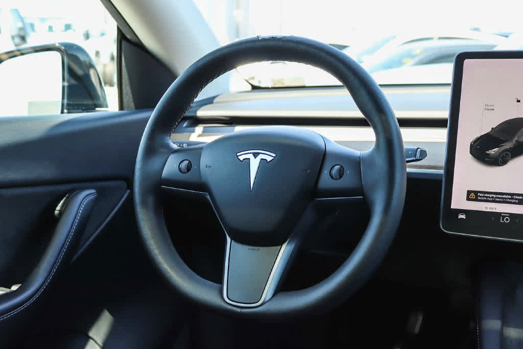 Used 2022 Tesla Model Y Performance AWD/4WD image 14
