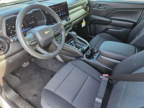 New 2026 Chevrolet Colorado W/T image 3