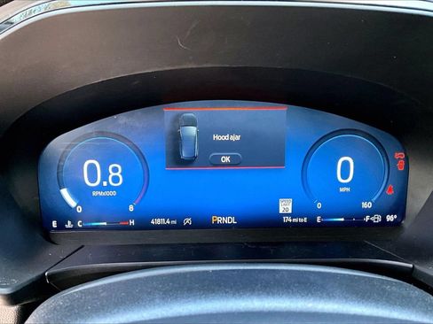 Used 2024 Ford Escape ST-Line Elite w/ Premium Technology Package AWD/4WD image 12