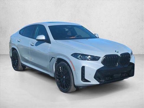New 2026 BMW X6 xDrive40i w/ Executive Package image 7