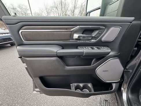 New 2026 RAM 1500 Laramie AWD/4WD image 25