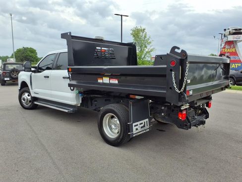 Used 2023 Ford F350 XLT w/ FX4 Off-Road Package image 5