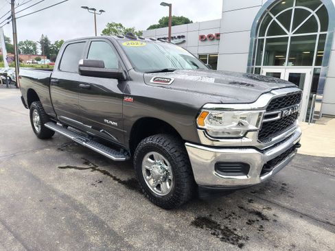 Certified 2022 RAM 2500 Tradesman AWD/4WD image 2
