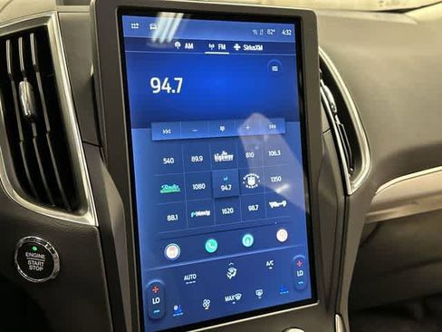Used 2024 Ford Edge Titanium w/ Equipment Group 301A AWD/4WD image 12