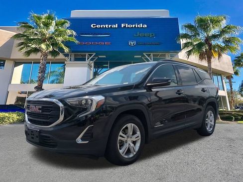 Used 2020 GMC Terrain SLE w/ Driver Convenience Package FWD image 9