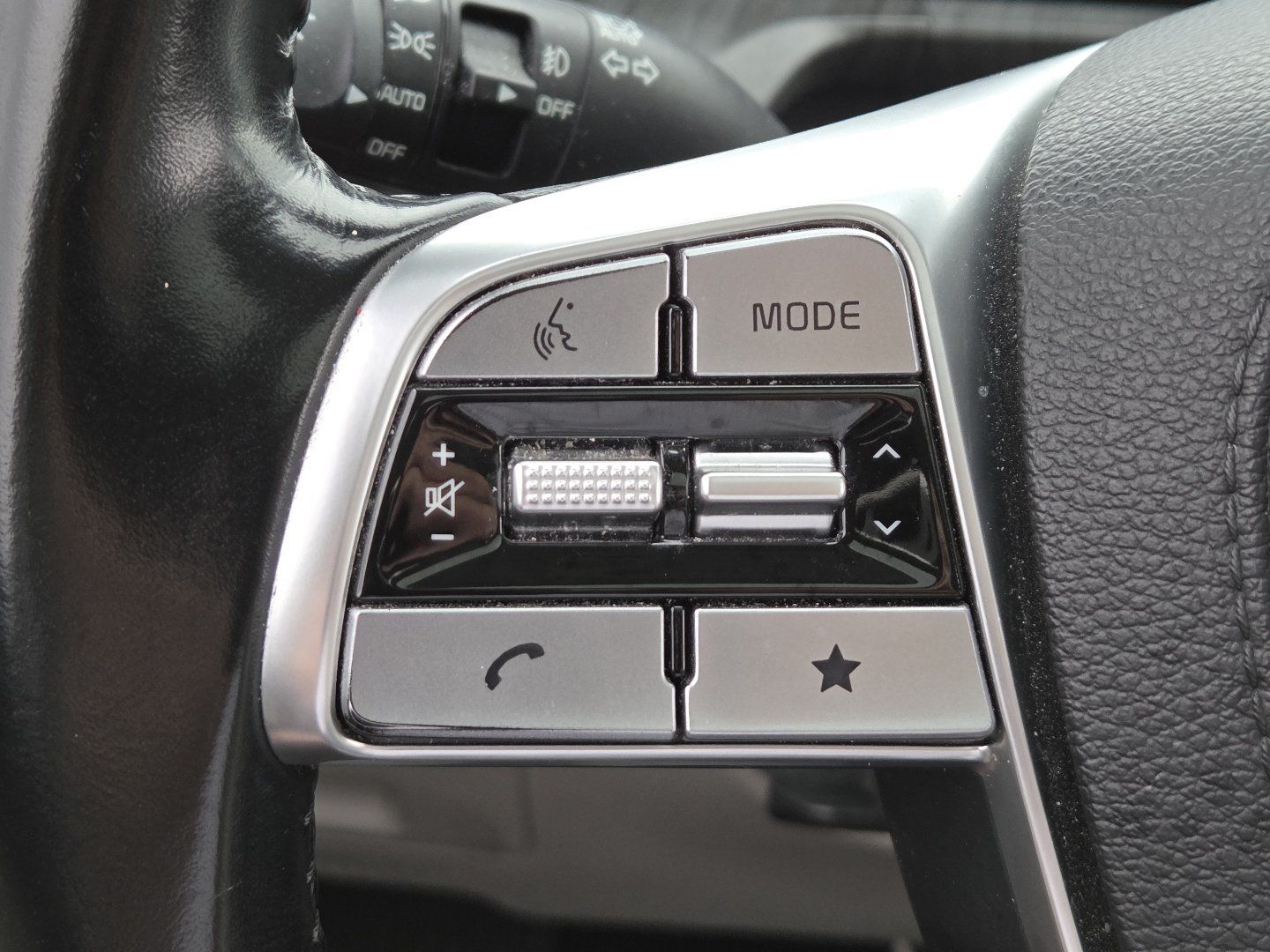 Used 2023 Kia Telluride SX FWD image 34