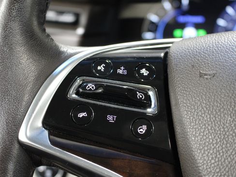 Used 2016 Cadillac Escalade Luxury AWD/4WD image 12