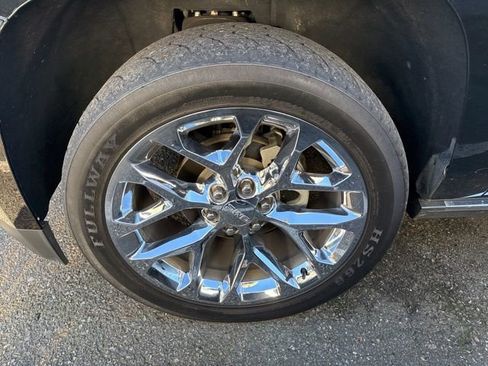 Used 2018 GMC Yukon Denali w/ Denali Ultimate Package image 6