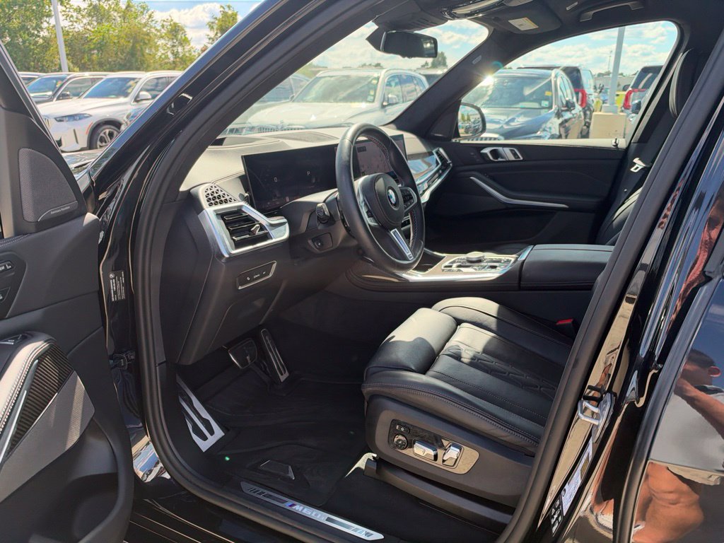 Certified 2026 BMW X7 M60i AWD/4WD image 12