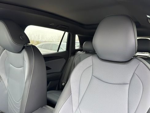 New 2026 Volkswagen Tiguan SE R-Line image 12