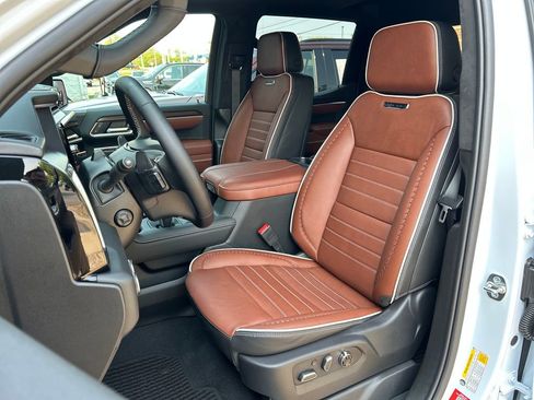 New 2026 GMC Sierra 1500 Denali Ultimate AWD/4WD image 15