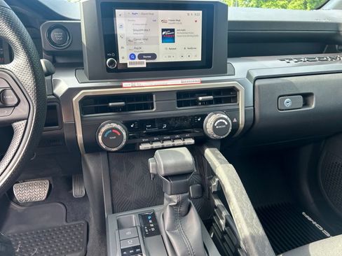 New 2026 Toyota Tacoma SR5 AWD/4WD image 17