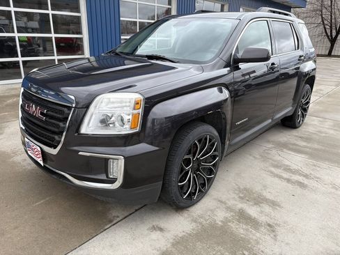 Used 2016 GMC Terrain SLE w/ Convenience Package AWD/4WD image 2