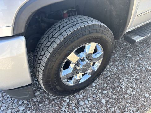 Used 2018 GMC Sierra 3500 Denali w/ Duramax Plus Package image 10