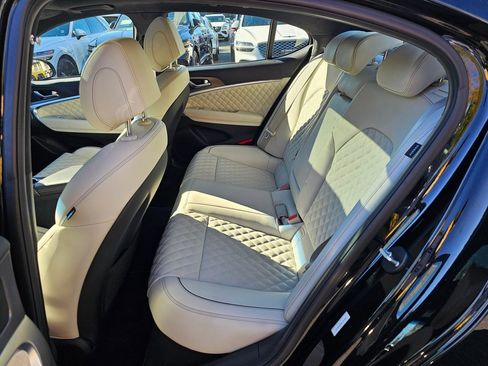 Certified 2025 Genesis G70 3.3T Advanced w/ Sport Prestige Package image 23