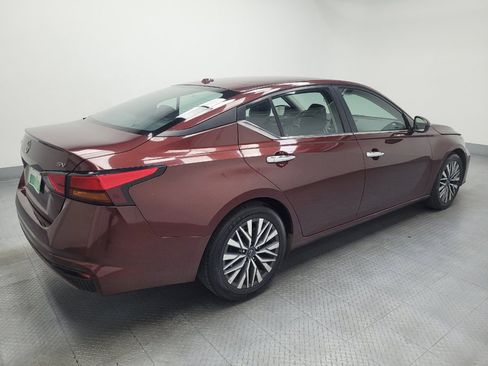 Used 2023 Nissan Altima 2.5 SV image 10