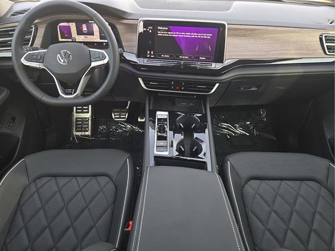 New 2026 Volkswagen Atlas SEL Premium R-Line AWD/4WD image 13