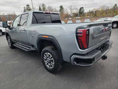 Certified 2024 GMC Sierra 2500 AT4 w/ AT4 Preferred Package image 6