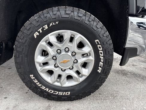 Used 2022 Chevrolet Silverado 2500 LT w/ All Star Edition image 9