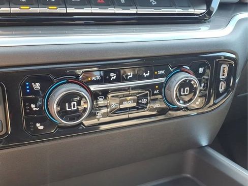 New 2026 Chevrolet Silverado 2500 High Country w/ High Country Premium Package AWD/4WD image 6