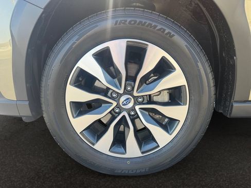 Used 2024 Subaru Outback Limited AWD/4WD image 9