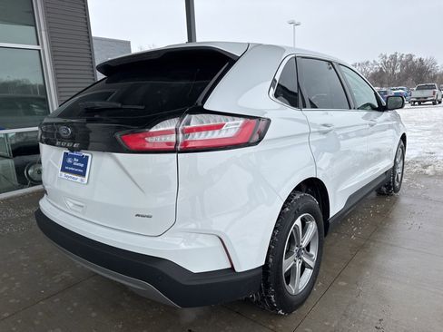Certified 2022 Ford Edge SEL w/ Convenience Package image 8