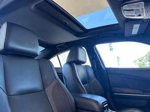 Used 2015 Dodge Charger R/T w/ Premium Group RWD image 17