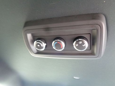 Used 2019 Dodge Grand Caravan SE image 14