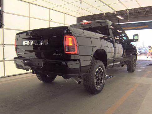 Used 2026 RAM 2500 Laramie AWD/4WD image 6