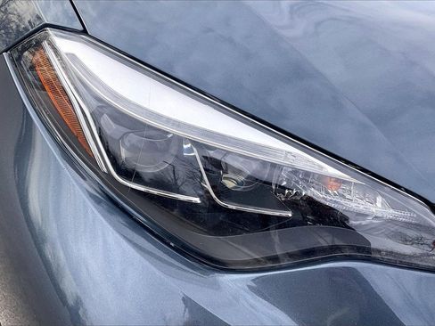 Used 2017 Toyota Corolla SE w/ SE Premium Package image 29